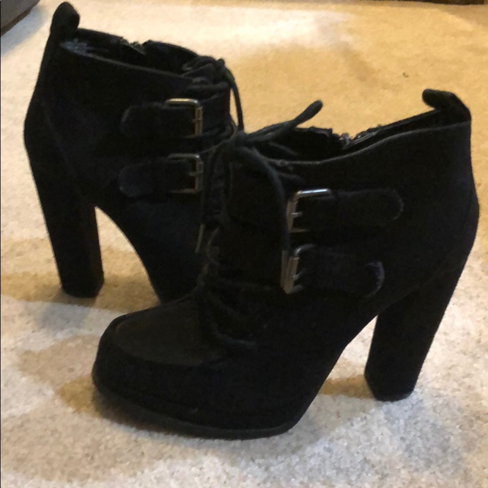 COPY - Black booties